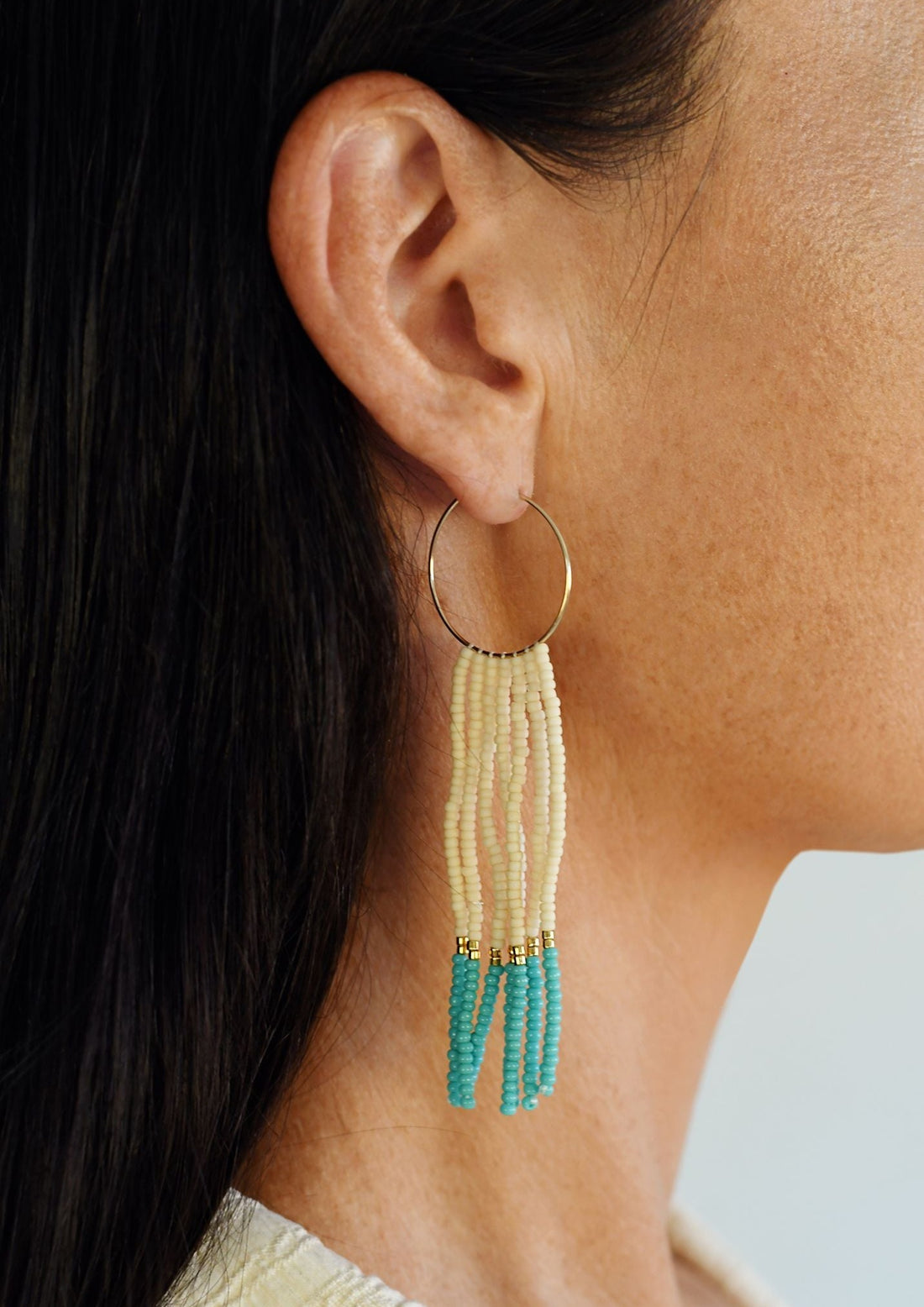 Pembetatu Extra Small Hoop Earrings - TURQUOISE/GOLD/PINK