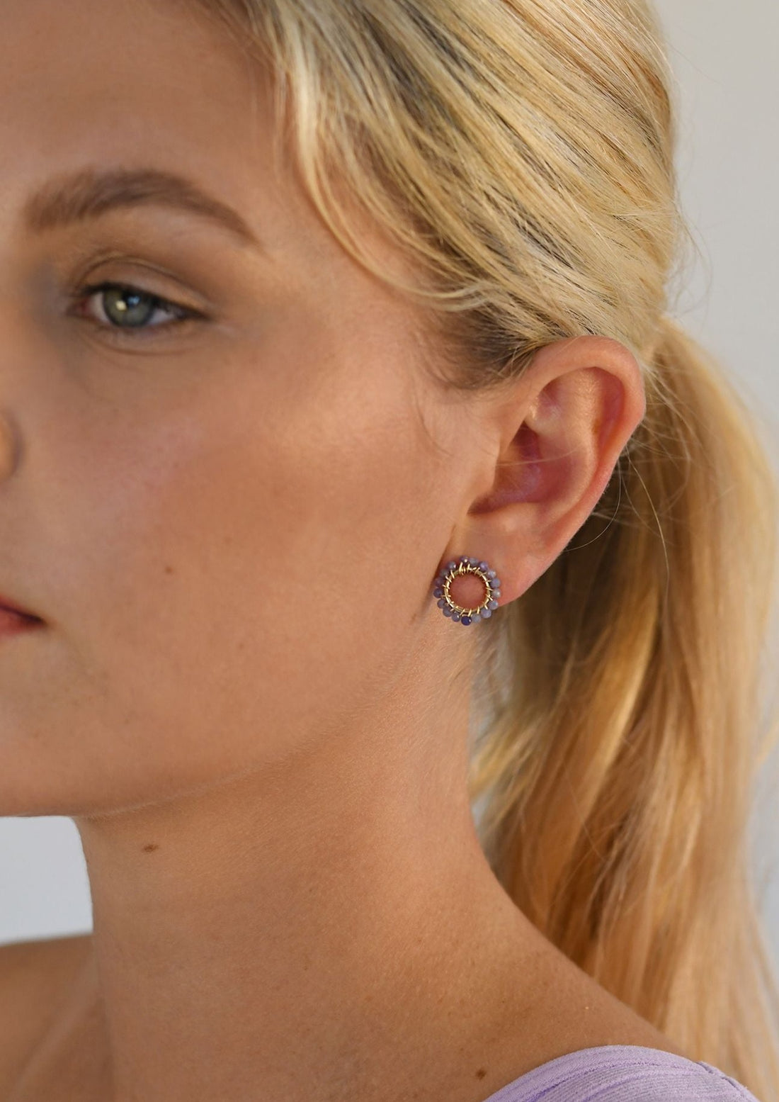 Mini Circle Tanzanite Earrings - LAVENDER TANZANITE