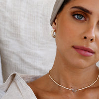 Utulivu Necklace & Mini Pearl Huggies Earrings