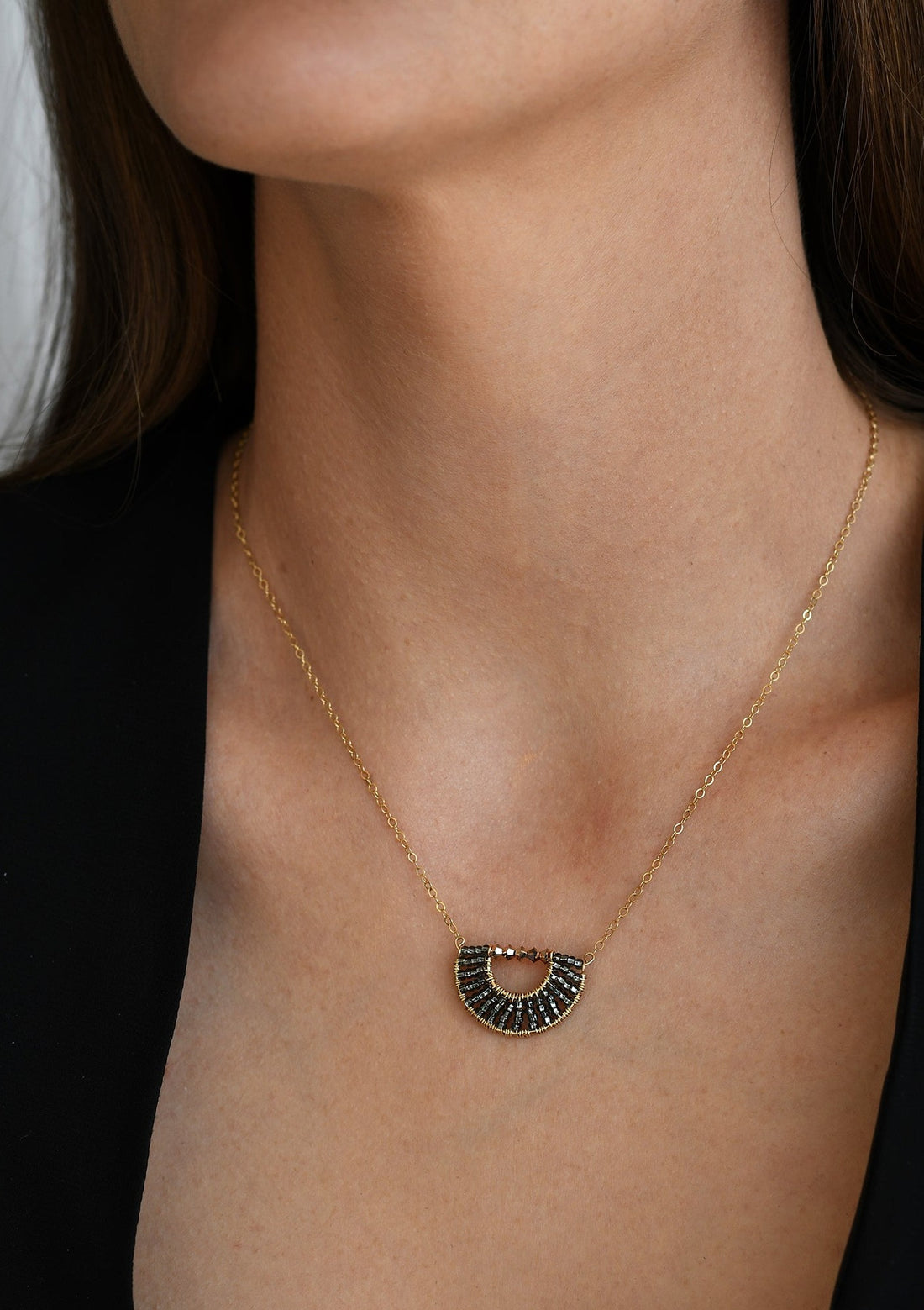 Olakira Half Moon Necklace - SHINY GRAPHITE