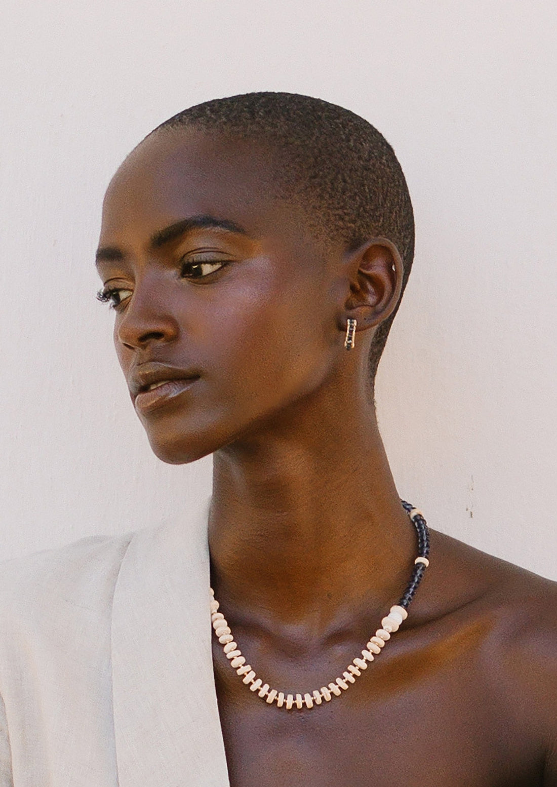 Crystal Origin Necklace - WHITE/IVORY/BLUE