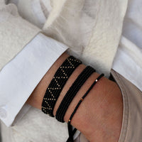 Endito Crystal Bracelet - BLACK