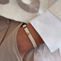 Pembetatu 4 Line Bracelet