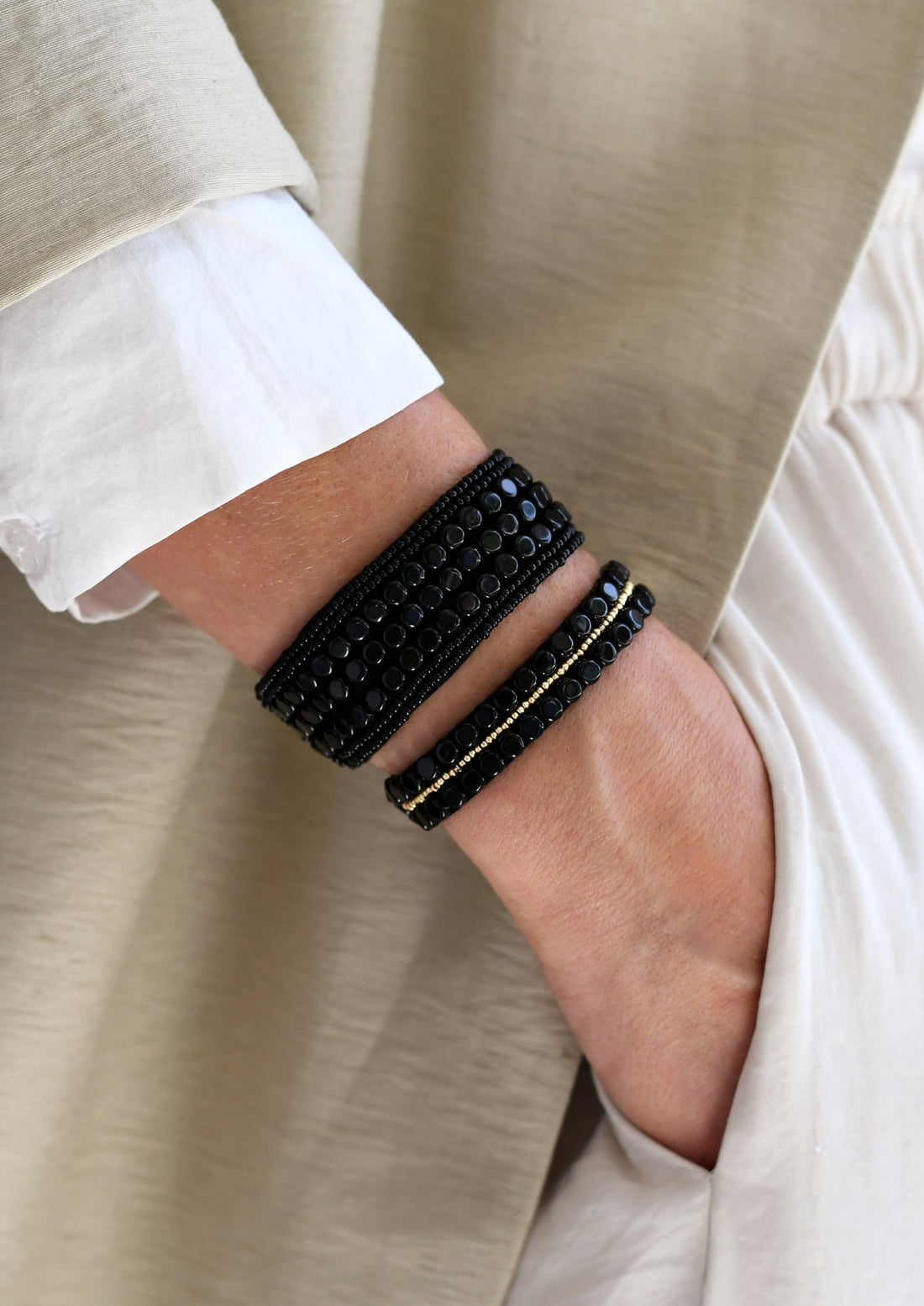 Adjustable Leather Bracelet - BLACK & GOLD