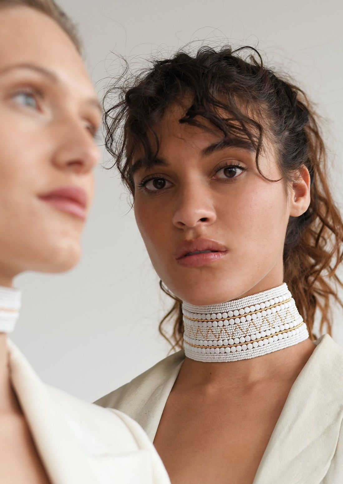 Wide Decorative Leather Choker - WHITE/GOLD