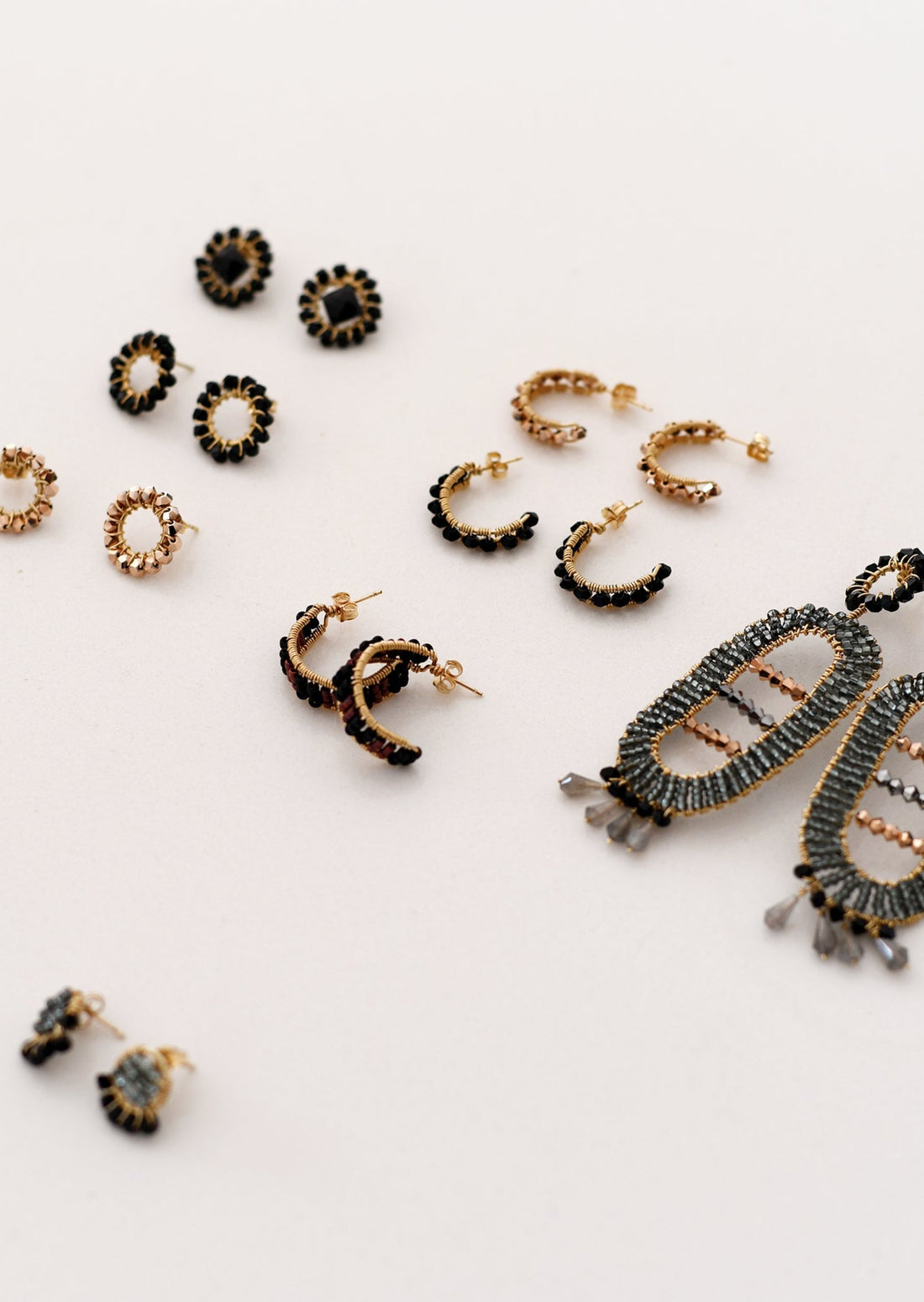 XS Beaded Huggies - BLACK/METALLIC RASPBERRY