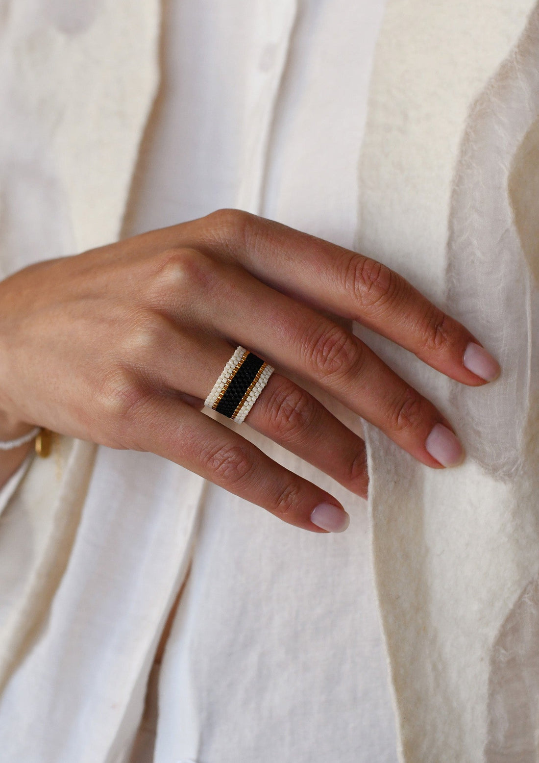 Wide Woven Ring - BLACK/CREAM