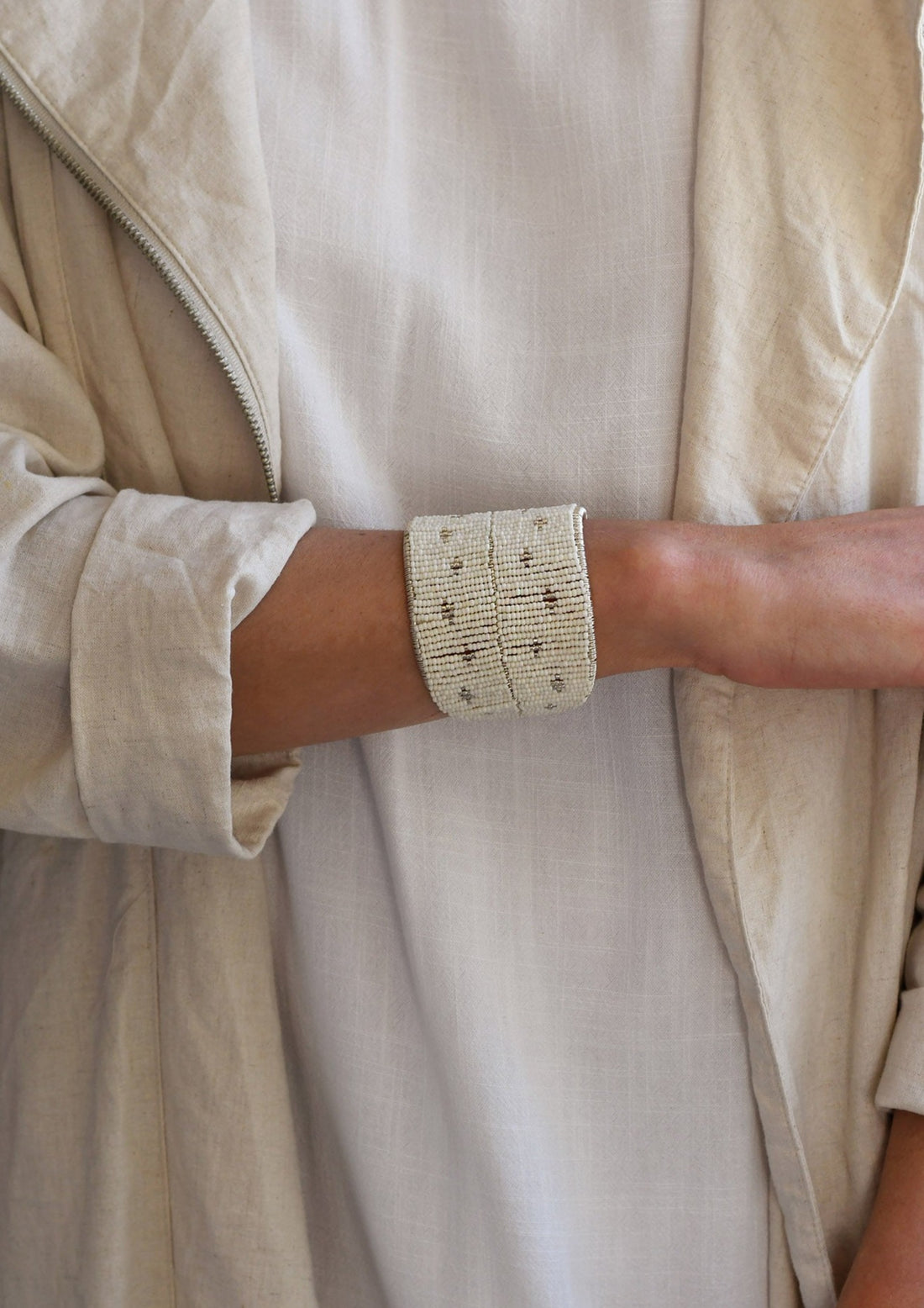 Esther Cuff - OFF WHITE/SILVER