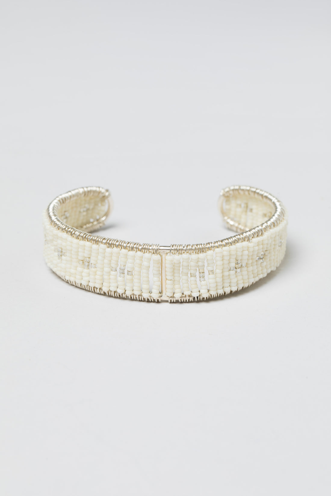 Narrow Esther Cuff - OFF WHITE/SILVER