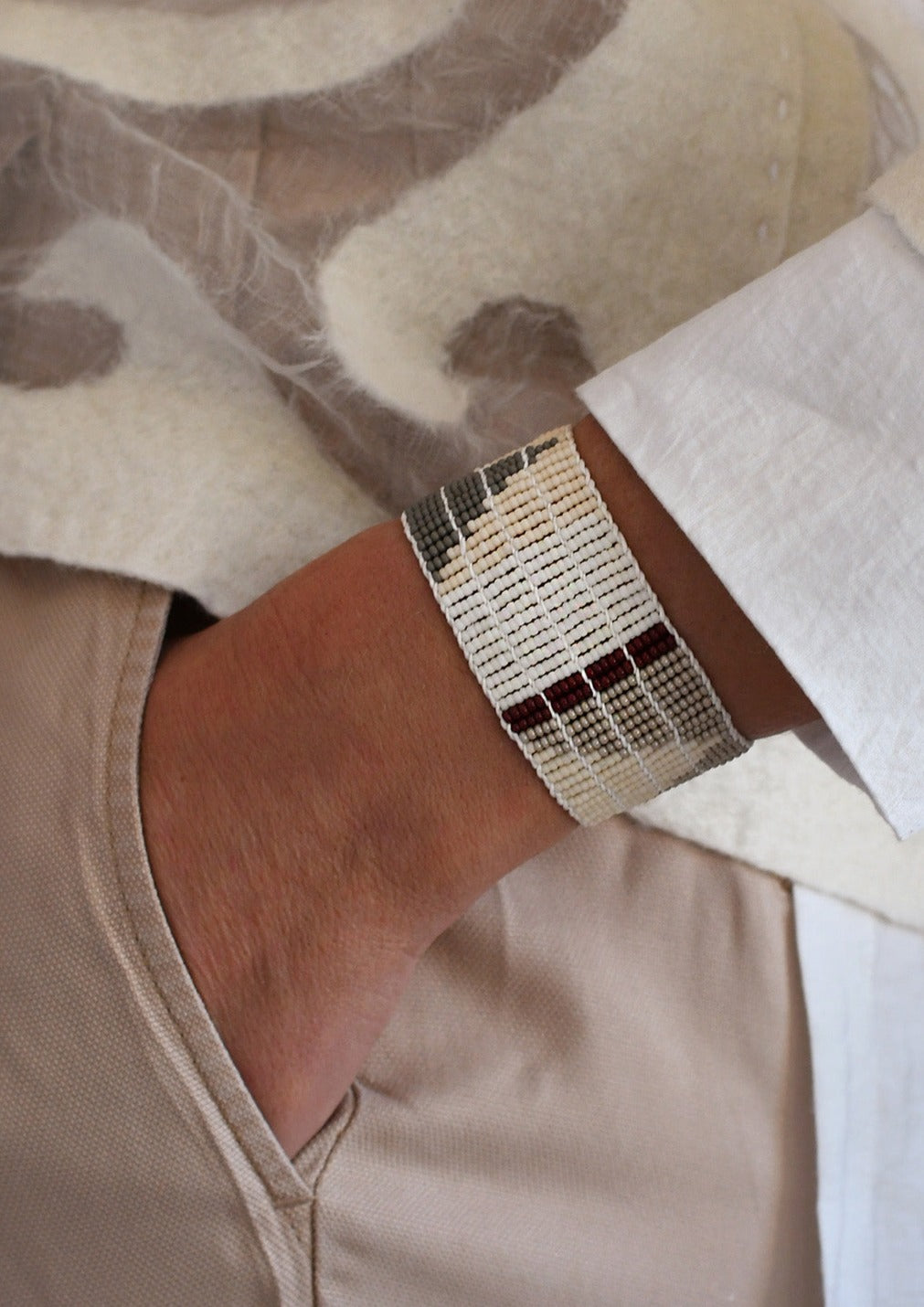 Pembetatu Warrior Bracelet - BURGUNDY