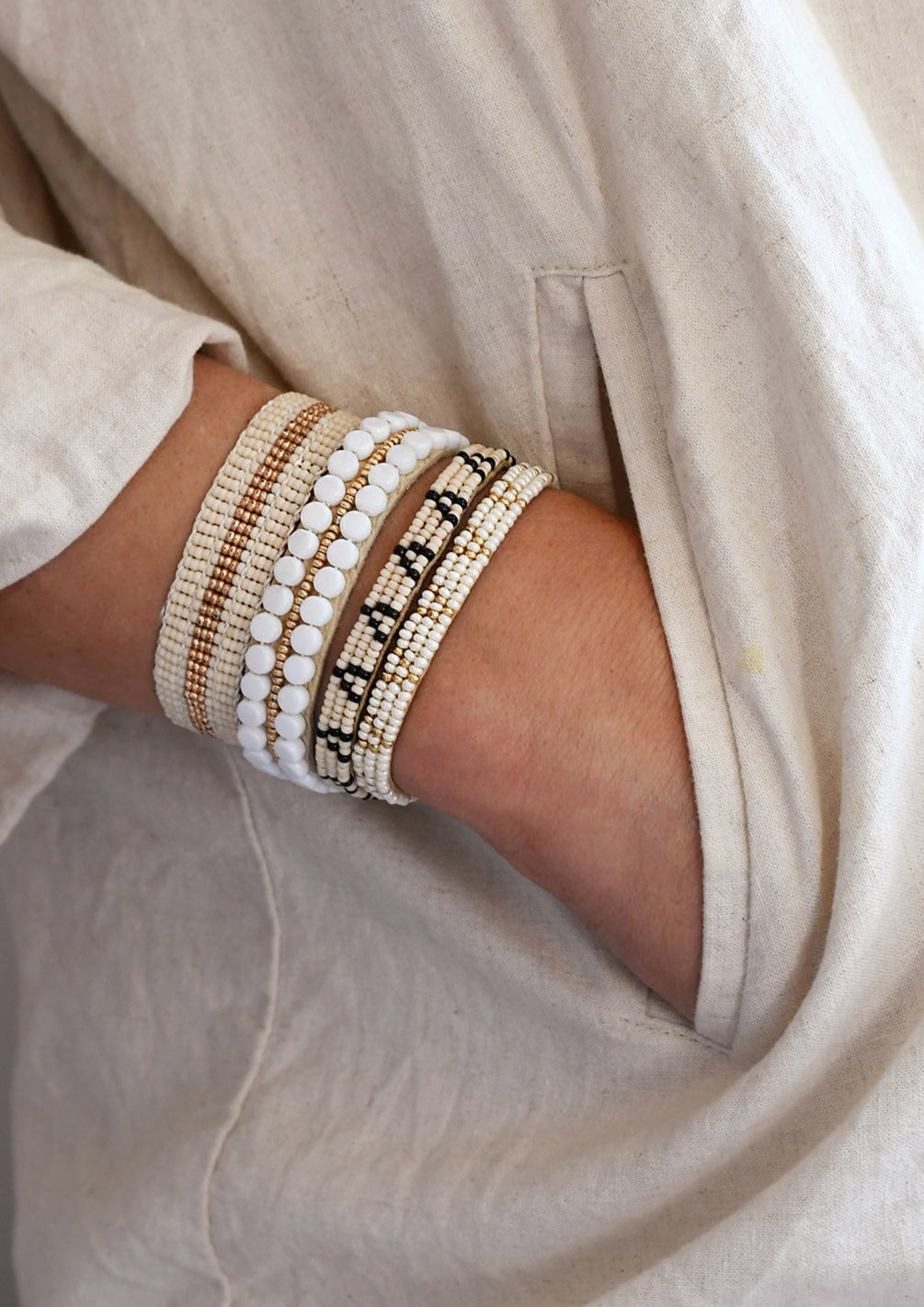 3 Dot Triangle XS Leather Bracelet - BLACK/PINK