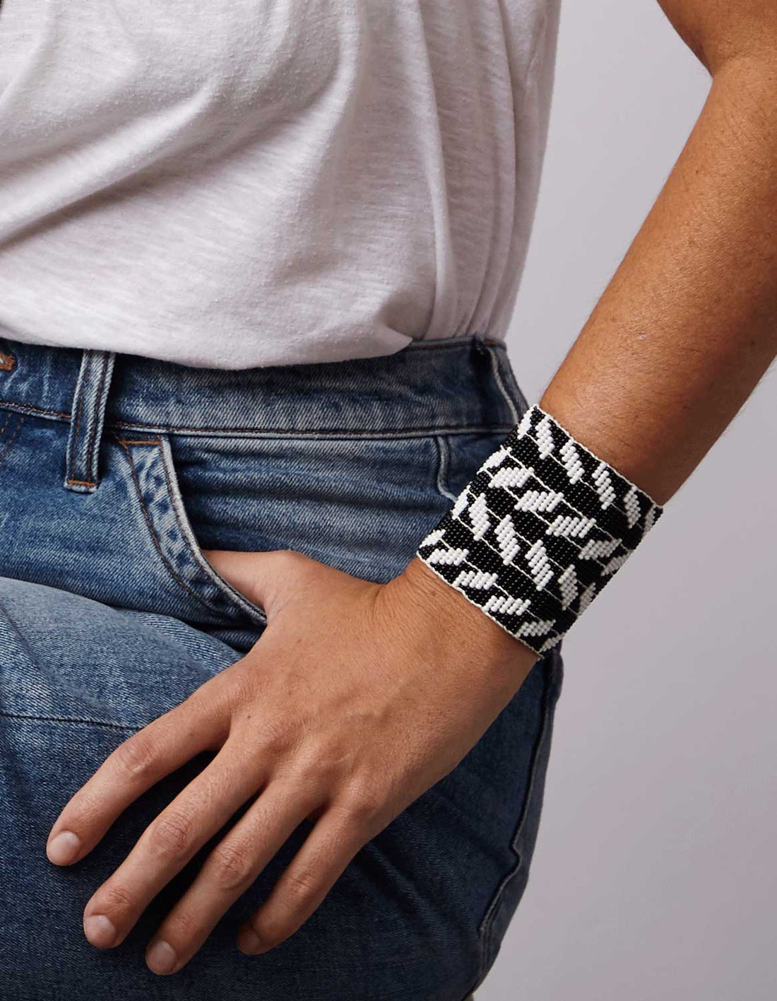Extra Wide Chevron Warrior - BLACK