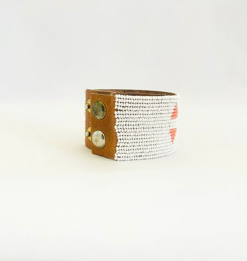 Wide Leather Triangle Bracelet - WHITE/SALMON