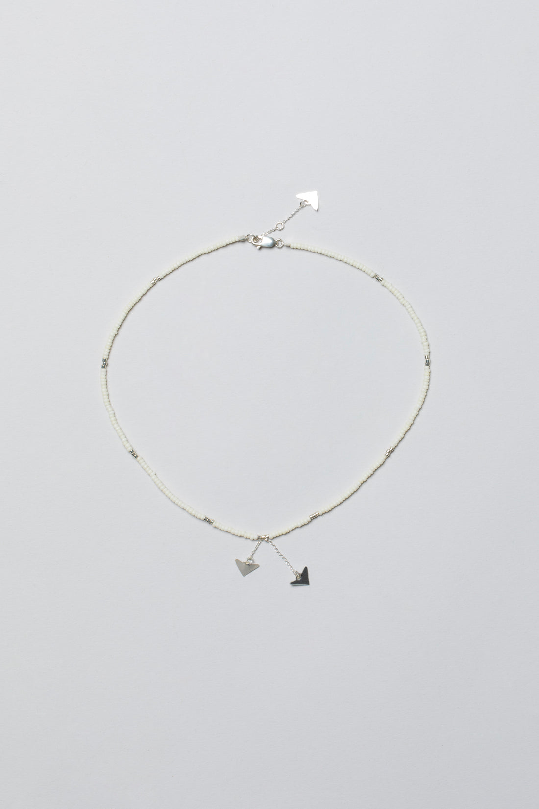 Neema Short Necklace - OFF WHITE/SILVER