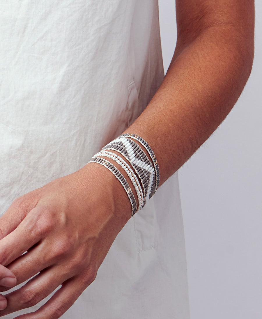 Narrow Zigzag Warrior Bracelet - BLACK/WHITE